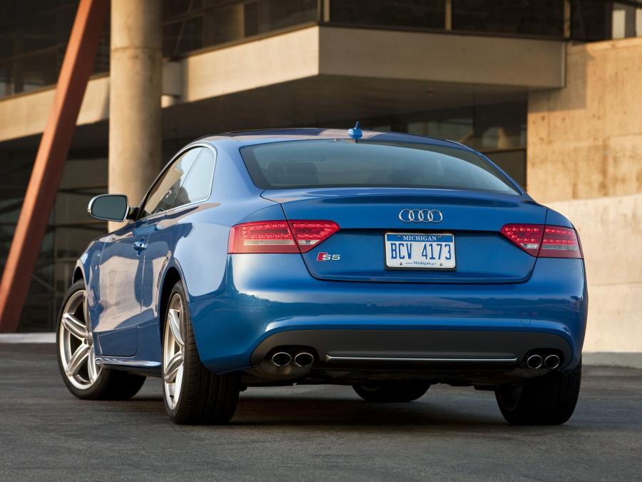  Audi S5 Coupe 2007 года  (NA) (фото 14 из 18)